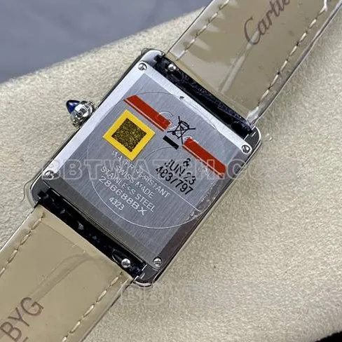 1:1replica watch DR factory Cartier tank black dialquartz black braceletfront live photo