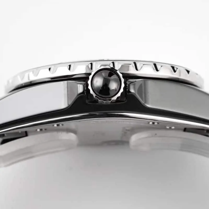 Chaneltop-tierhigh-quality watch J12 series ladies quartz watch front view