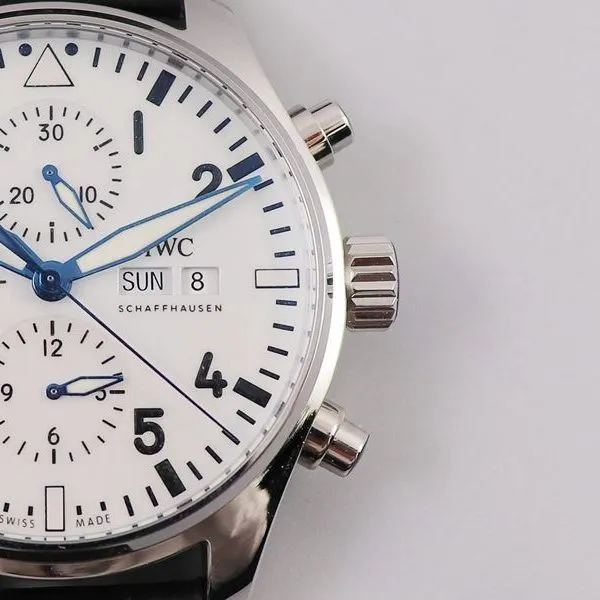 Front view of the Universal collectible watches IWC 3777 Pilot's Watch Chronograph Collection