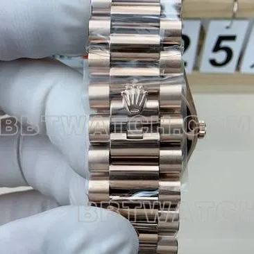 Watch VS FactoryRolexDay-Date Fritillaria rose goldsteel braceletfront live photo