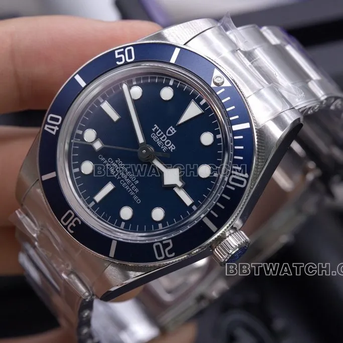 collectible watches date adjustment mechanism analysis