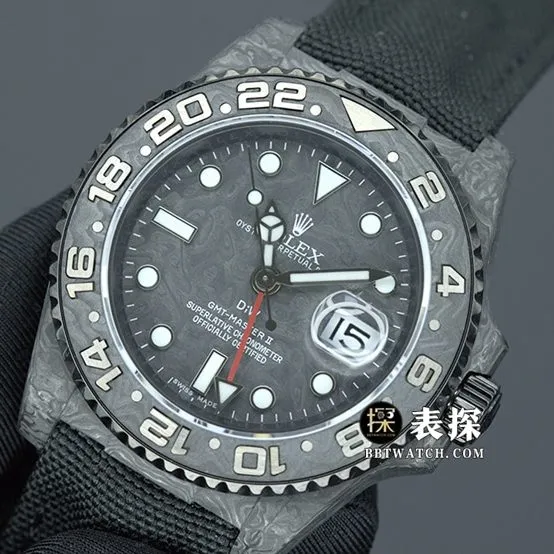 VS FactoryRolex1:1top-tier watch men's carbon fiber leather strap model pictures and prices front live photo