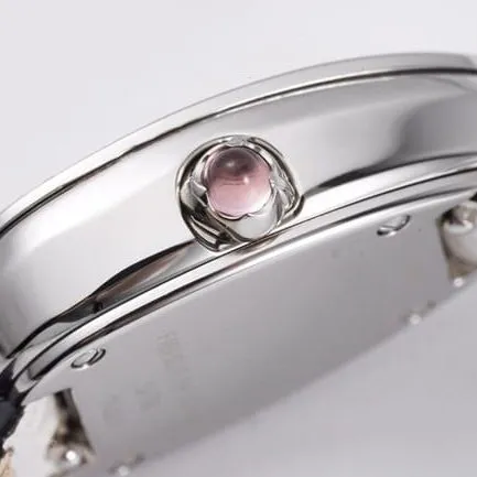 BV factory top-tier watch BvlgariquartzSerpenti series women's white dialleather strap watch detail shots