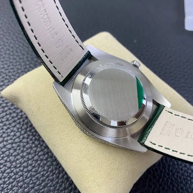 Rolextop-tier watch Datejust baby's breath men's white dial green strap fully automatic movementleather strap watch front view
