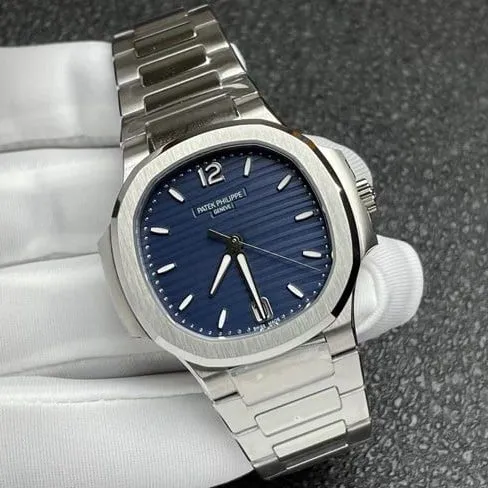 3K Factorytop-tier watch Patek Philippe fully automatic movement women's blue dialsteel braceletNautilus series watch front view