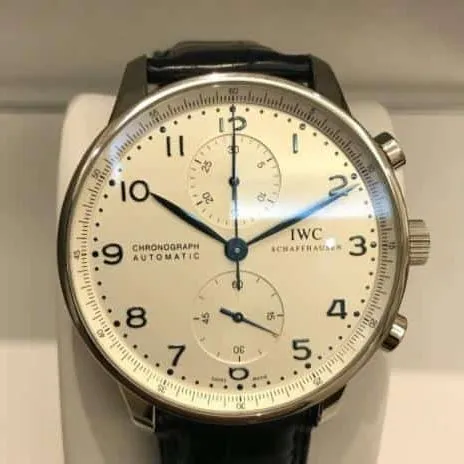 collectible watches dustproof equipment design