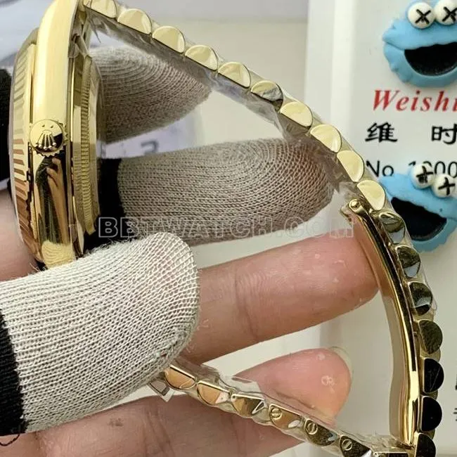 watch PPM factory black dial plaid RolexDay-Dateyellow gold mechanical front live photo
