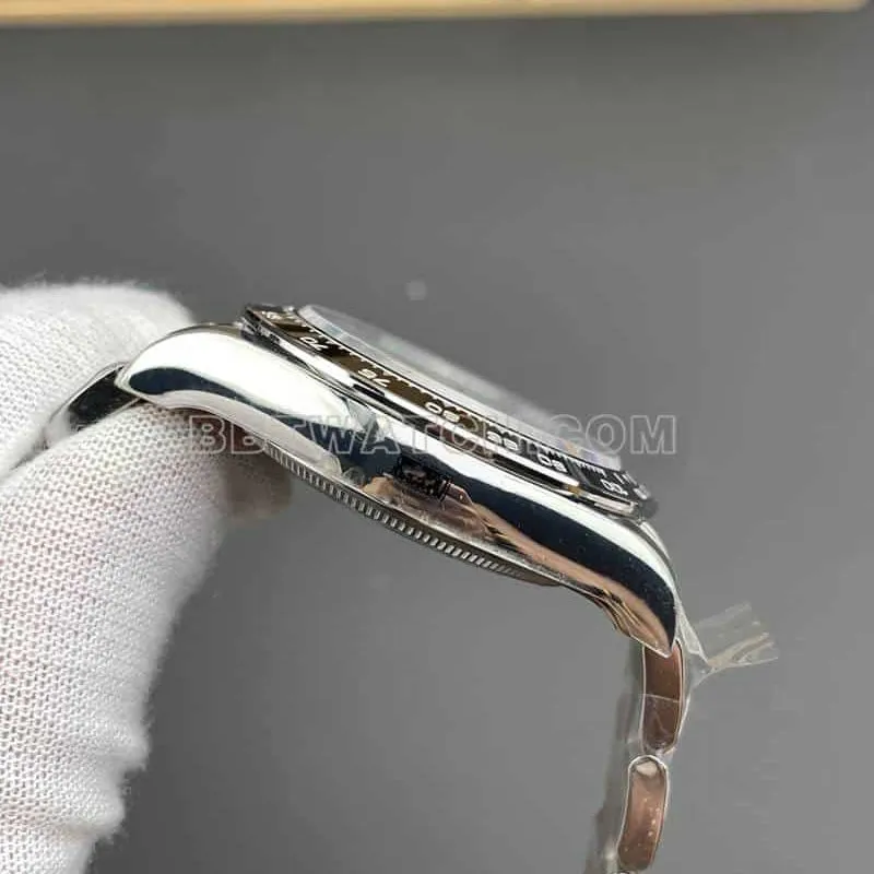 VSRolexDaytonatop-tier 1:1super clonewhite dial126500front live photo