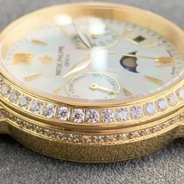top-tier replicaPatek Philippesuper women's white dial black belt fully automatic movementleather strap watch detail shots
