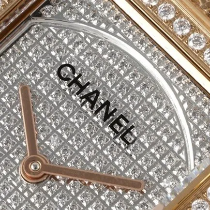 top-tier replicaChanel women's gray plate gold band BOY·FRIEND series quartz watch front view