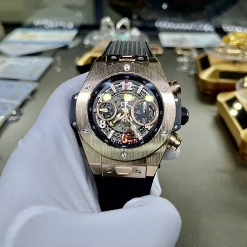 Automatic vs Manual Mechanical Watches
