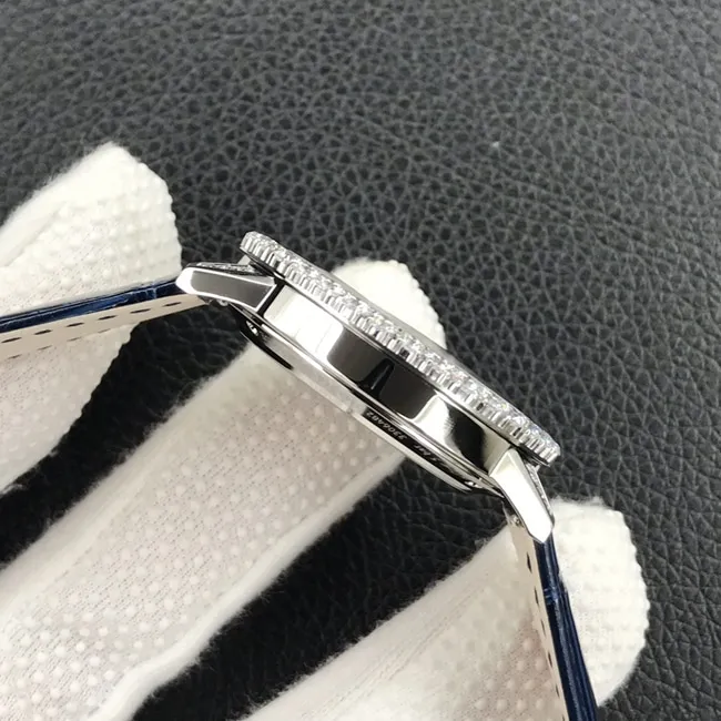GF Factorytop-tier watch Jaeger-LeCoultre women's white dial blue belt dating series leather strap watch front view