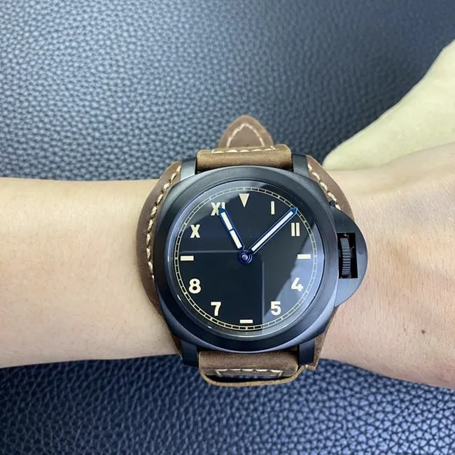 It's a shame to wear a watch