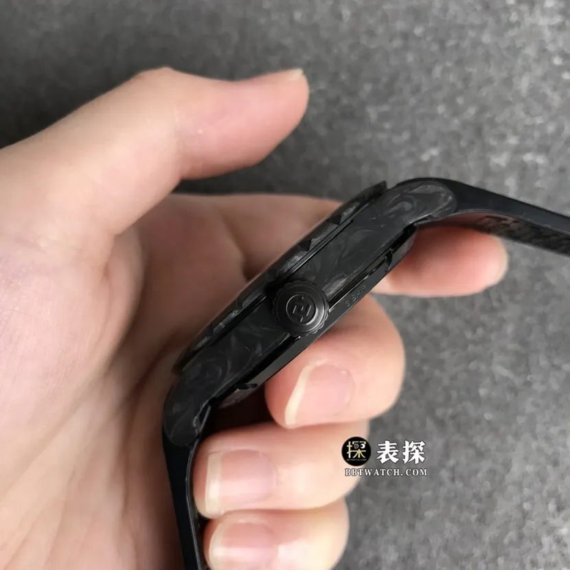 BBR factory Roger Dubuis King watch men's hollow plate rubber model pictures and prices front live photo