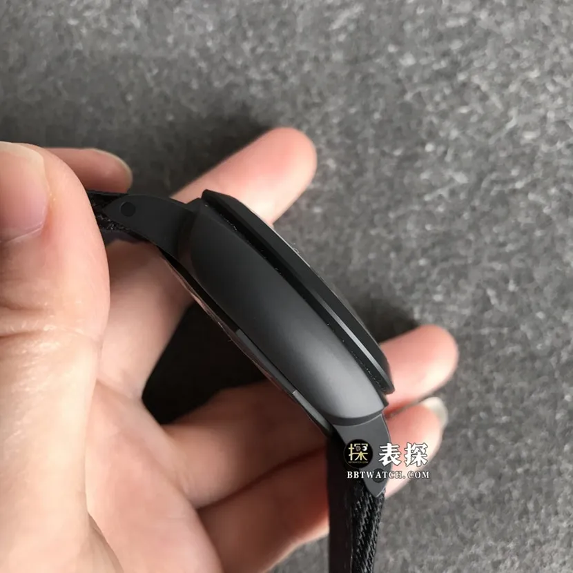 VS FactoryPaneraiPam1176top-tier 1:1high-quality watch men's black dialleather strap model pictures and prices front live photo
