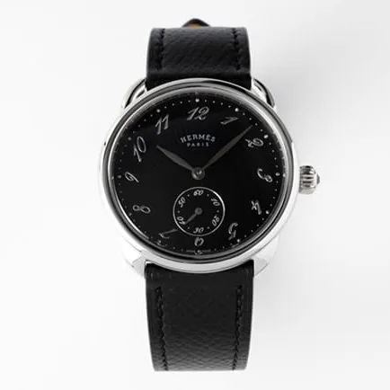 top-tier Hermès women's black dial black belt classic watch series quartz watch side view