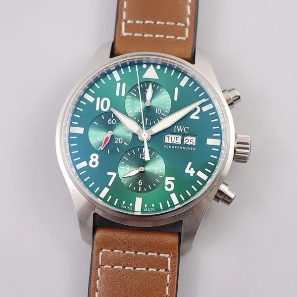 IWC watch IWC3777 pilot chronograph series watch detail shots