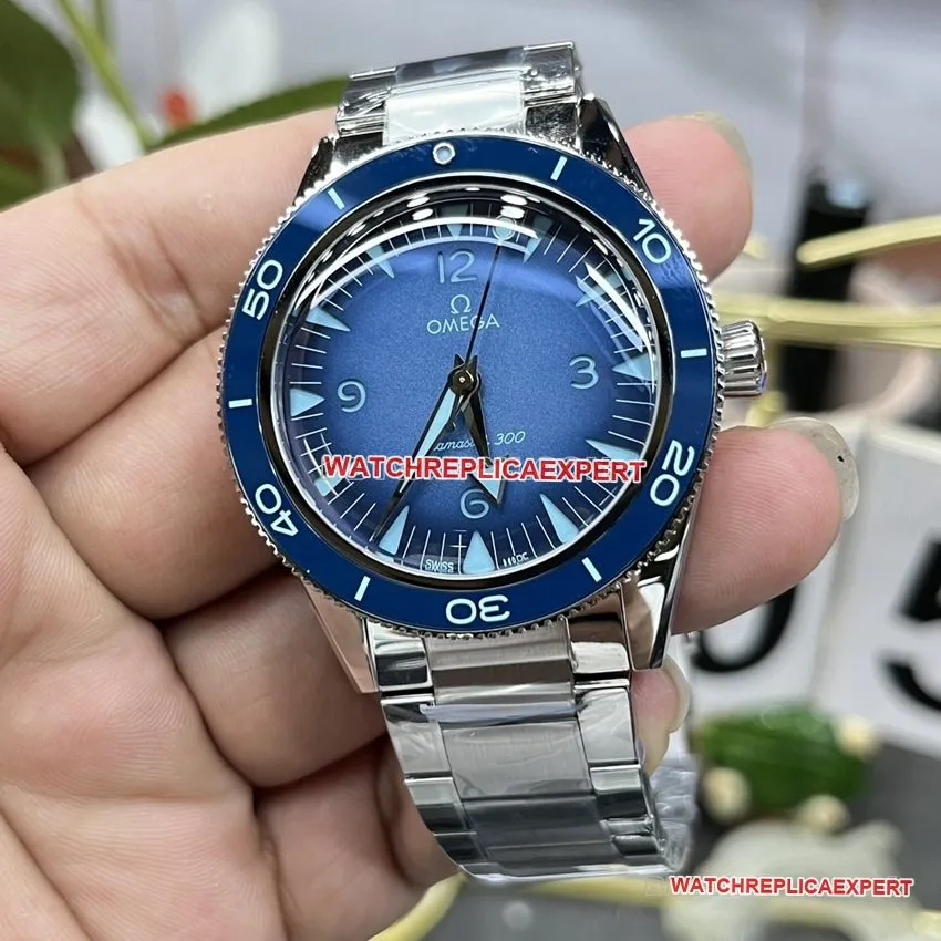 VS FactoryOmegaSeamaster1:1top-tier replicablue dial234.30.41.21.03.002front live photo