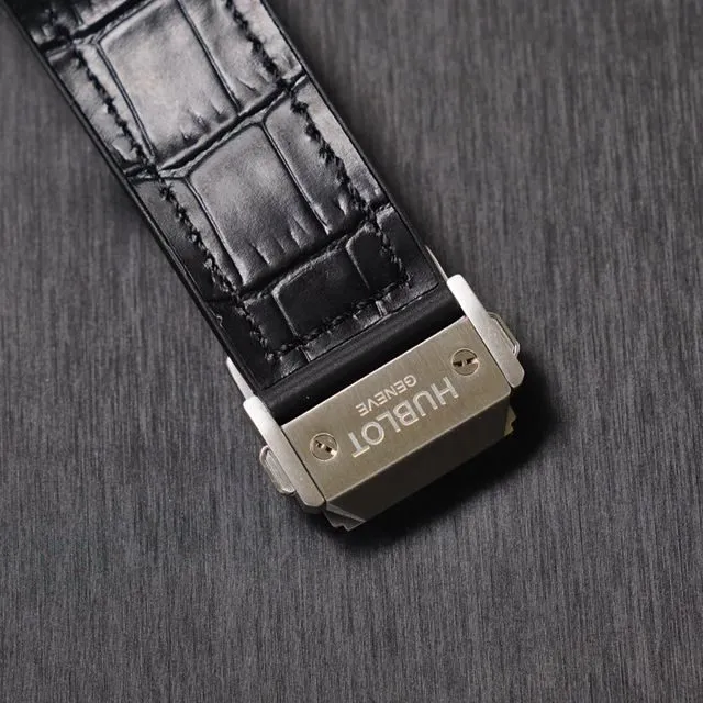 Hublotreplica watch CLASSIC FUSION series tourbillon watch front view