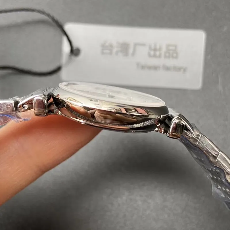 Longinestop-tiersuper watch ultra-thin Jialan series boutique couple watch quartzsteel bracelet watch clasp picture