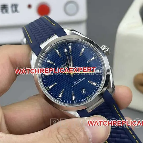 VSOmegaSeamaster1:1top-tier replicablue dial150m rubber model220.12.41front live photo