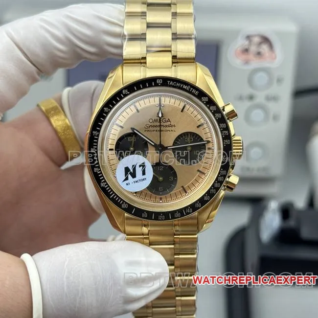 collectible watch Speedmaster N1 factory Omega gold plate yellow goldsteel bracelet model front live photo