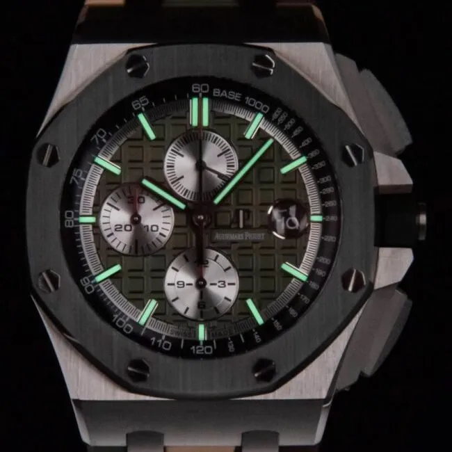 Big factory high-quality replicaAPFAudemars PiguetRoyal Oakgreen dial eliminates fake offshore 26400 watch front view