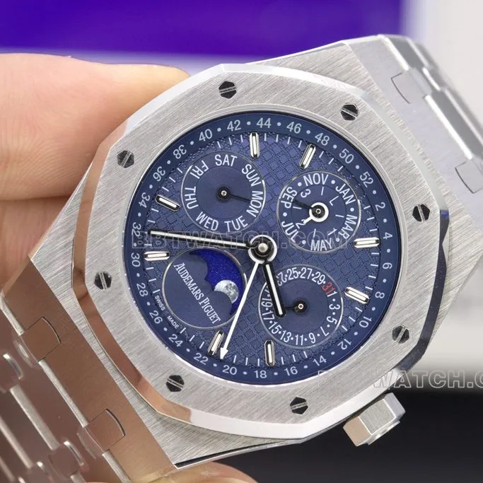 Audemars Piguettop-tier1:1replica watch BRR Royal Oak series 26574ST.OO.1220ST.03blue dialclasp details
