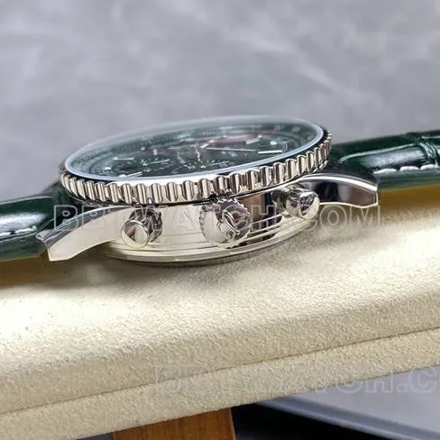top-tier watch aviation chronograph BLS factory Breitlinggreen dialleather strap model front live photo