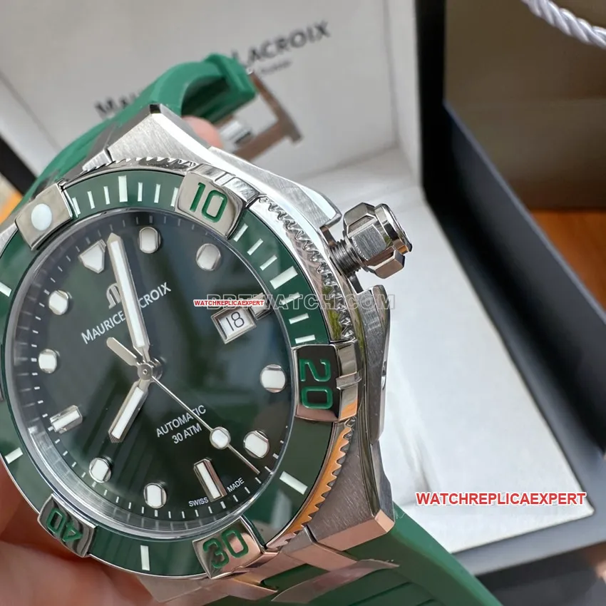 Amy 1:1super clonegreen dial rubber model AI6057front live photo