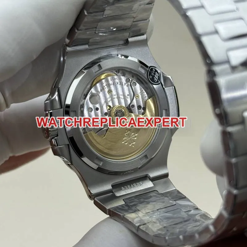 Patek Philippe watch BBF factory Nautilusgreen dial324movementsteel bracelet model front live photo