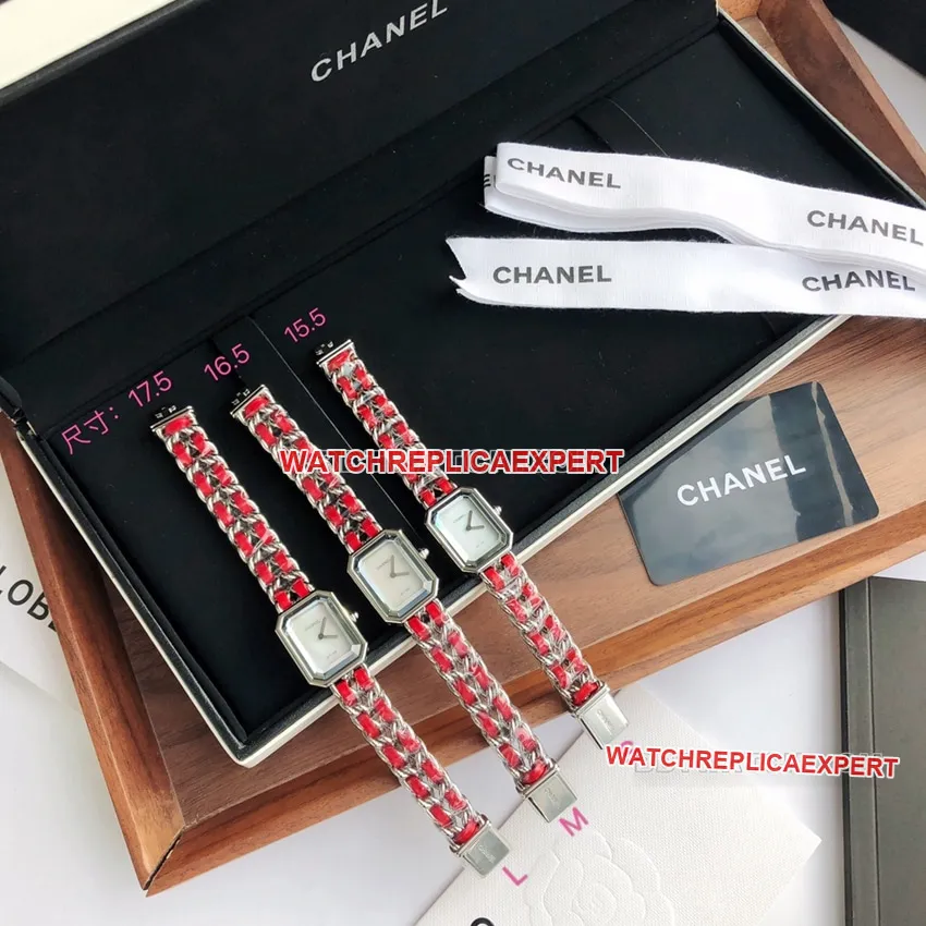Chaneltop-tier white mother-of-pearl dial red leather chain braceletfront live photo