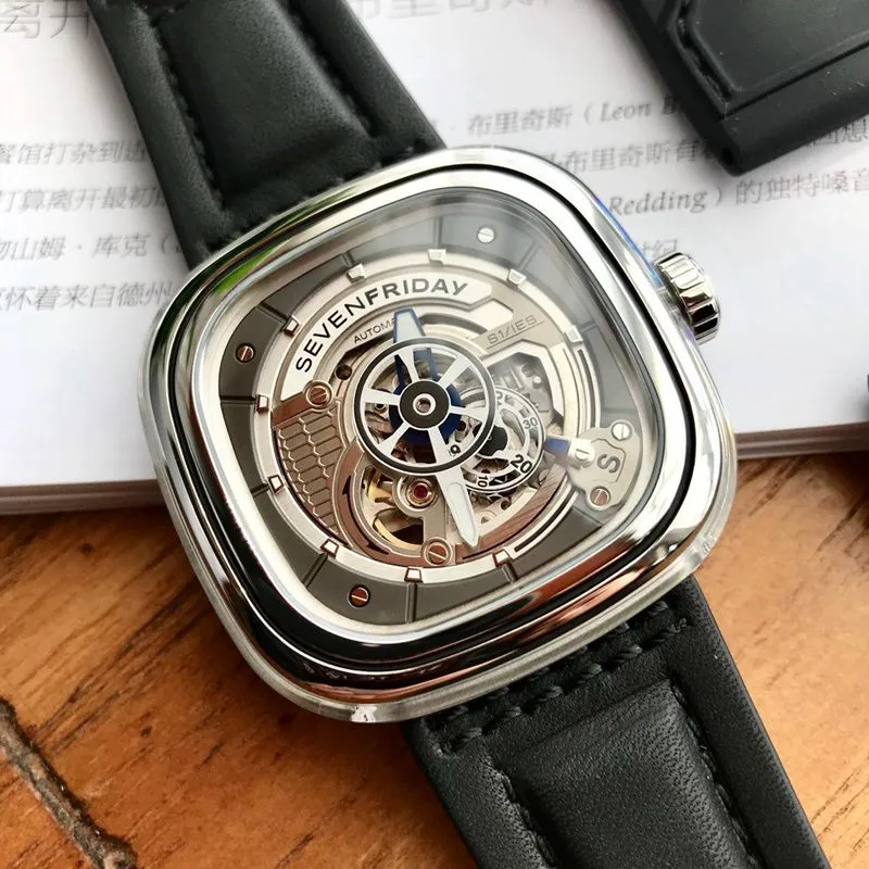 Seven day display five watch SEVENFIRDAYS1/01 full automatic movement watch front view