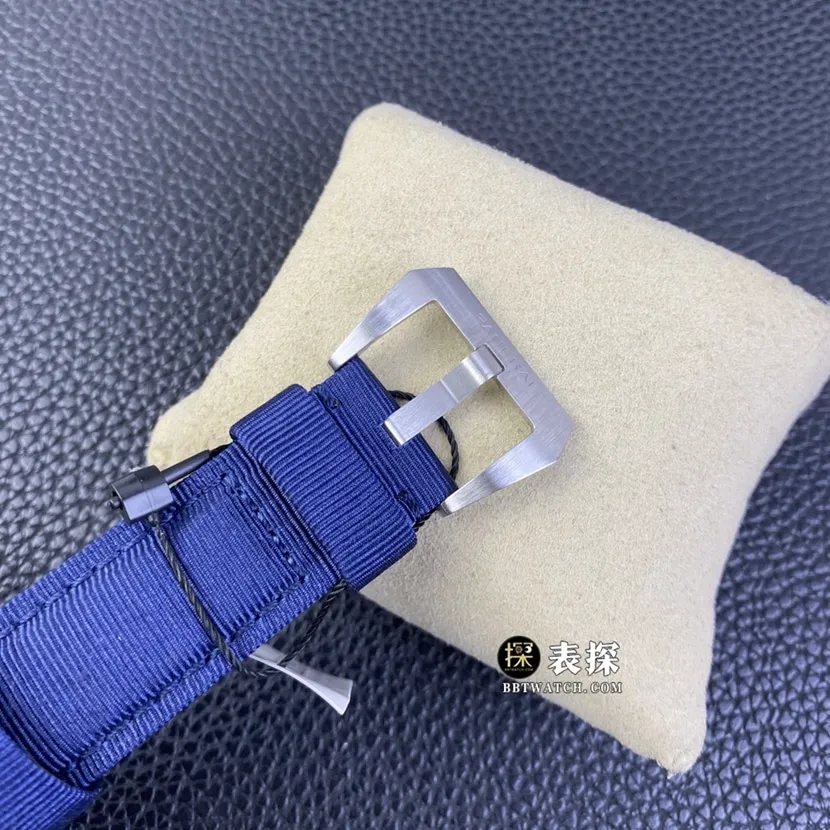 SBF Factory Panerai Submersible PAM01289 Super A Watch Men's Dark Blue Dial Leather Strap Style - Front Real Shot Pictures and Price