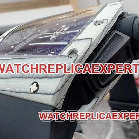 Richard Mille collectible watch R factory hollow plate white case black rubber model RM061front live photo