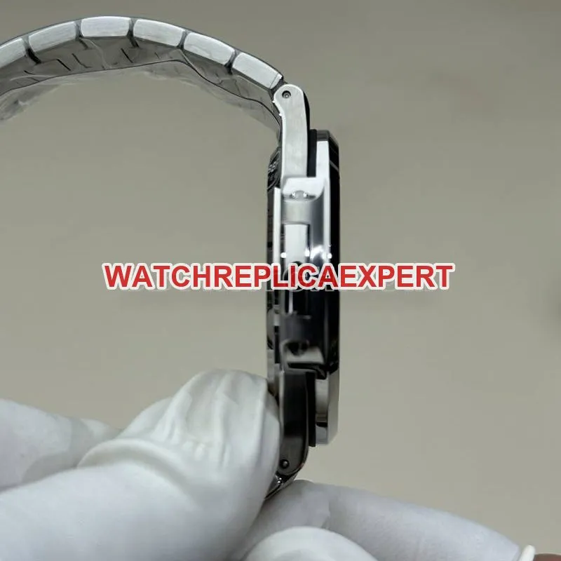 Patek Philippe collectible watch BBF factory Nautiluswhite dial324movementsteel bracelet model front live photo
