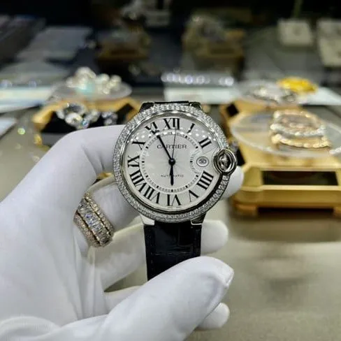 top-tier watch Cartier men's white dial black belt blue balloon 42mm automatic movementleather strap watch front view