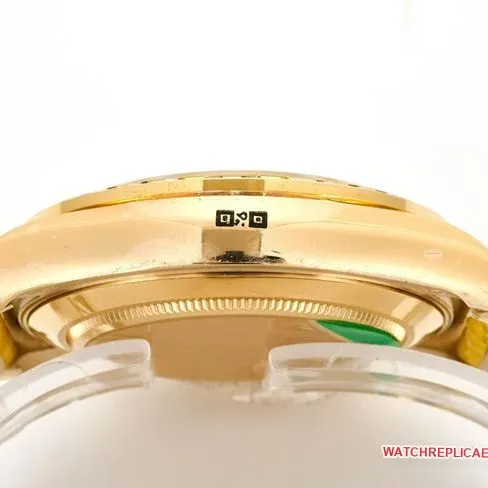 collectible watch Rolex Daytona yellow mother-of-pearl disc diamond bezel116519side live photo