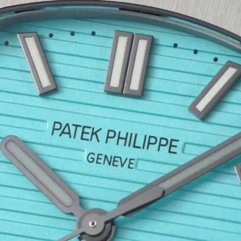 top-tier watch Patek Philippe limited edition Nautilus5711 Tiffany white steel blue bottom Nautilus men's mechanical watch front view