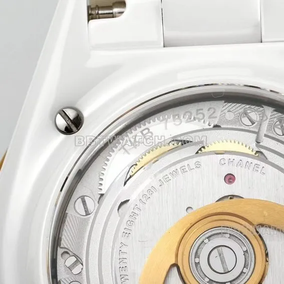 Chanel1:1super clonewhite dialyellow goldceramic bezelsteel bracelet model H9540side live photo