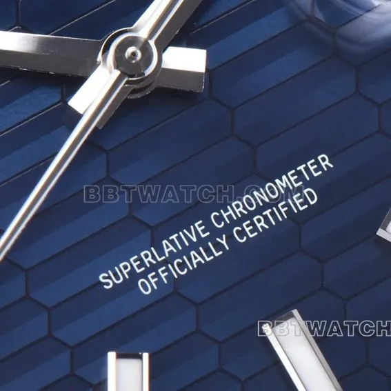C factory Rolex log 1:1super water ripple blue dial five grid chain m126334-0032front live photo