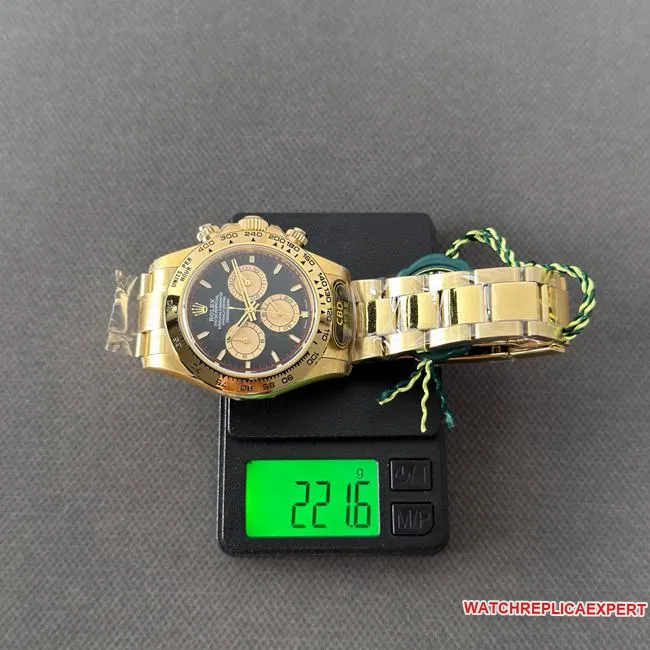 CBD factory collectible watch RolexDaytonablack dial gold steel bracelet4131front live photo