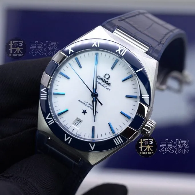VS fifth generation constellation Omega1:1replica watch hoop white diallumechronograph blue leather bracelet front view