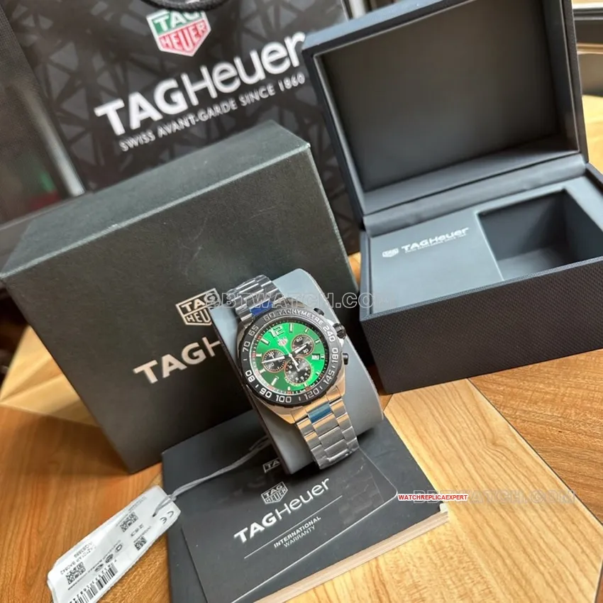 Tag Heuer F11:1super red green yellow plate chronograph rubber model CAZ101Afront live photo