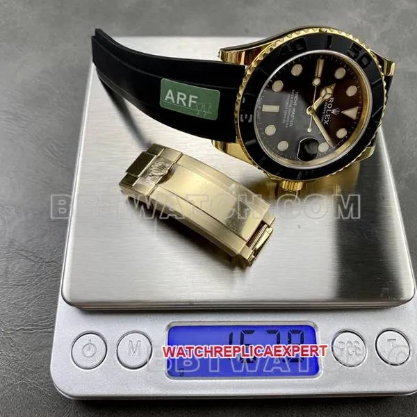 Rolex watch ARF Factory Yacht-Master black dialyellow gold case 42mm rubber model front live photo