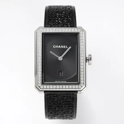 Chanel BOY·FRIEND Watch Review: Neutral