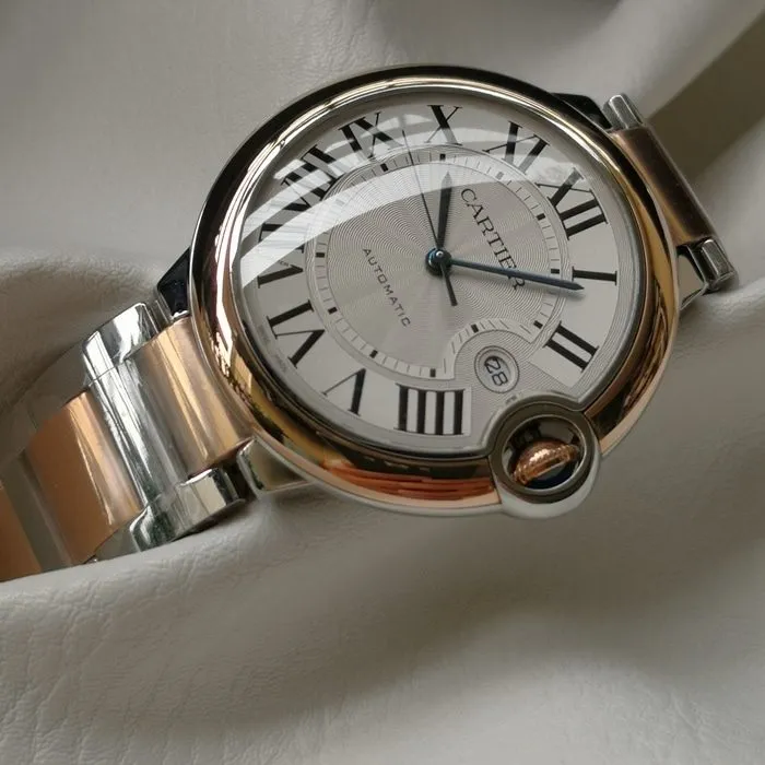 top-tier watch Cartier men's white dial blue balloon series steel bracelet watch front view