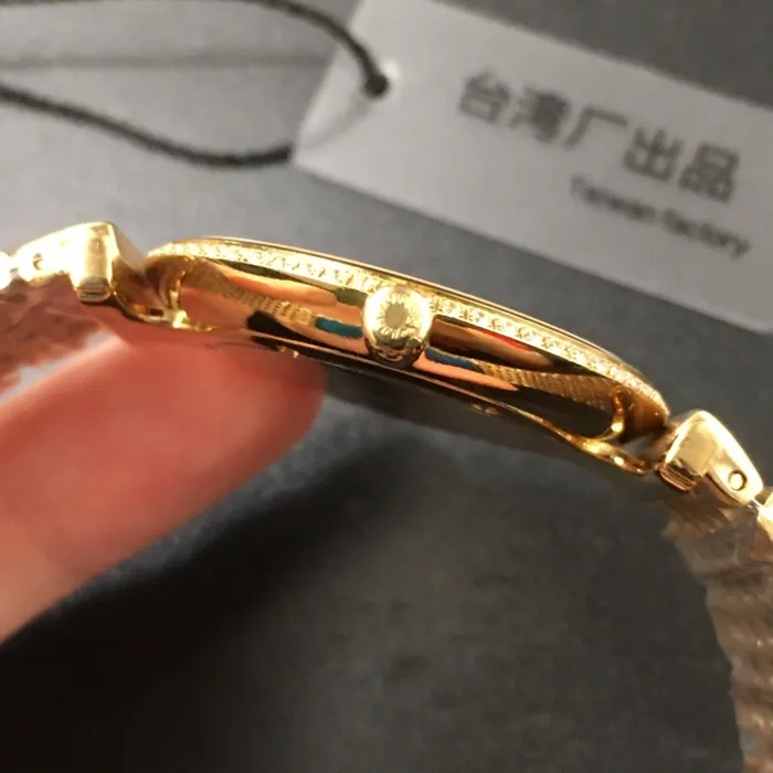 top-tier watch Longines couple watch gold plate gold belt Jialan series quartzsteel bracelet watch front view