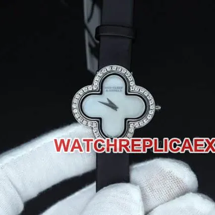 top-tier Van Cleef & Arpels four-leaf clover ladies' watchwhite dial South African real diamond silk bracelet Bracelet Swiss quartz watch back cover