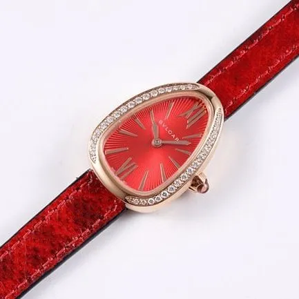 BV factory top-tier watch Bvlgari women's red plate red strap Serpenti series quartzleather strap watch front view